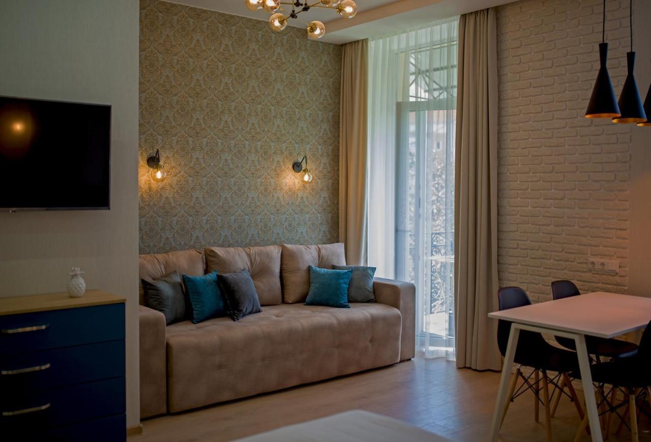 Modern apartmeents near Central Park Poltava Buitenkant foto